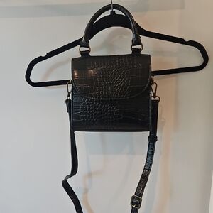 Sleek Black Croc-Embossed Mini Bag